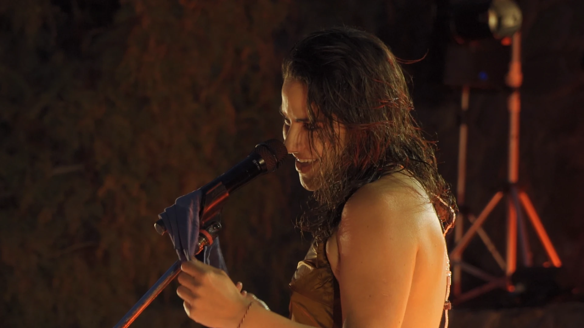 Rocio Manzur con los reflectores