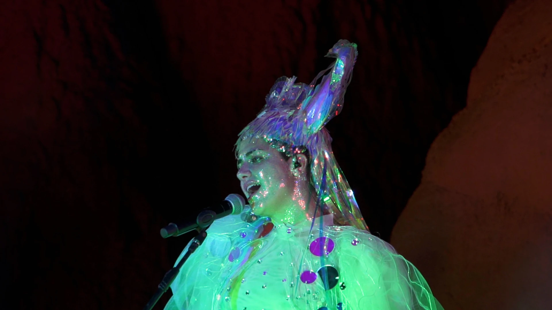 Rocio Manzur con los reflectores