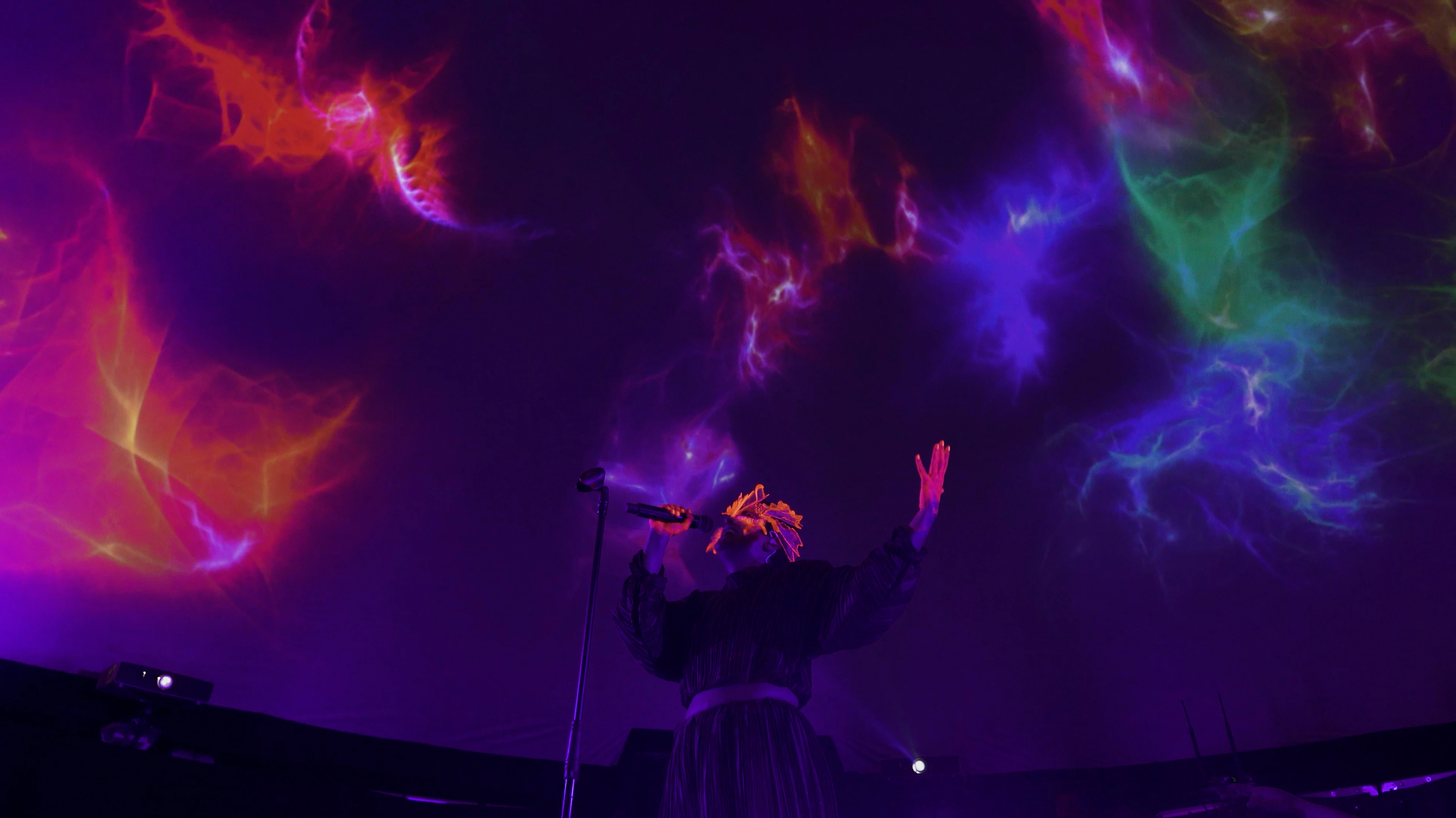 Rocio Manzur domo fondo rayas