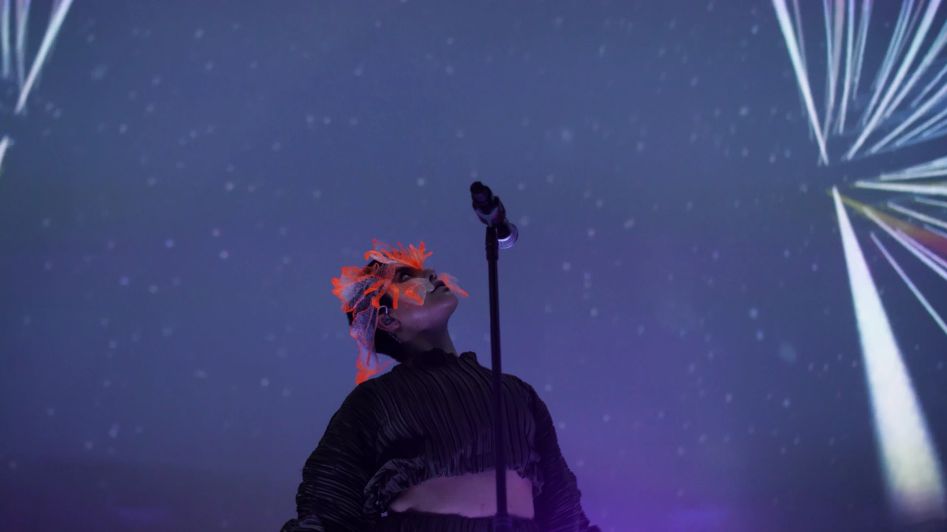 Rocio Manzur domo fondo rayas