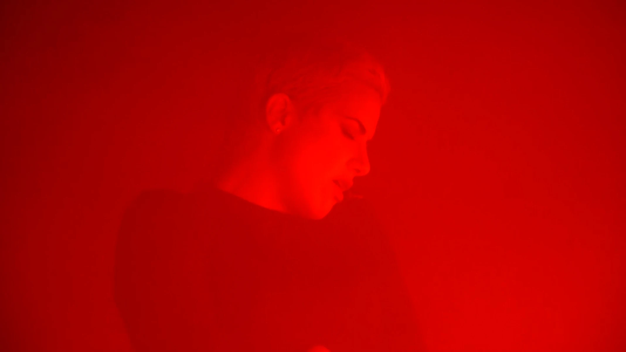 Rocio Manzur cantando