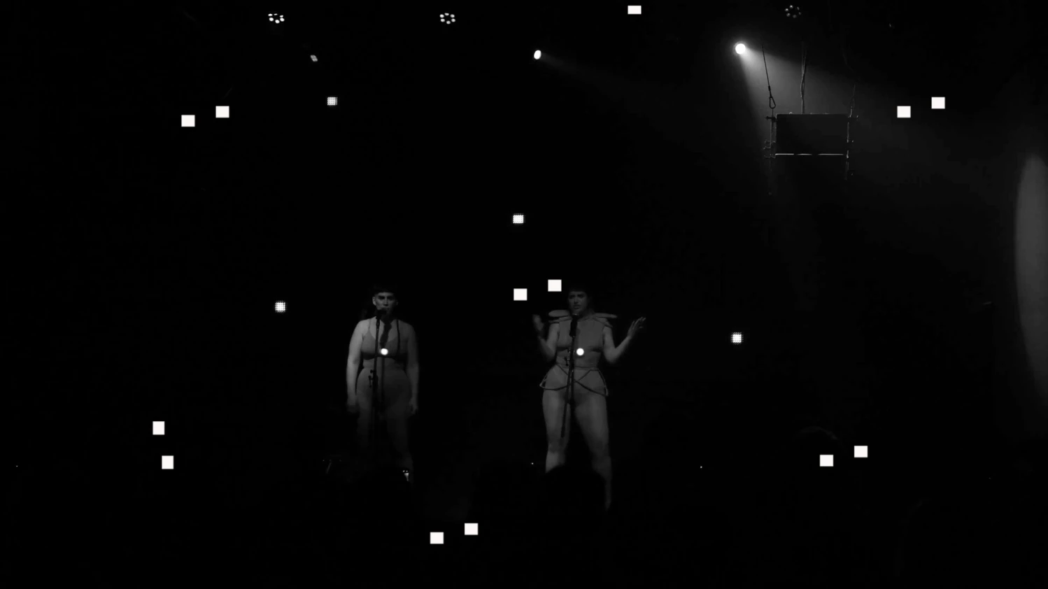 Rocio Manzur y Dat Garcia en pixeles 