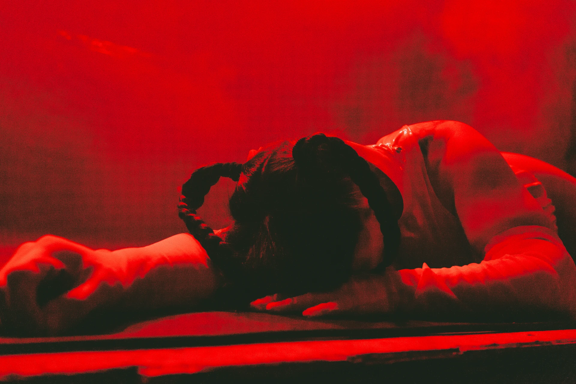 Dat Garcia cantando y en pantalla 