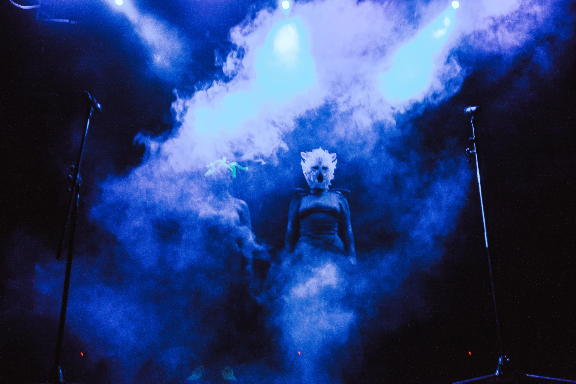 Dat Garcia cantando y en pantalla 